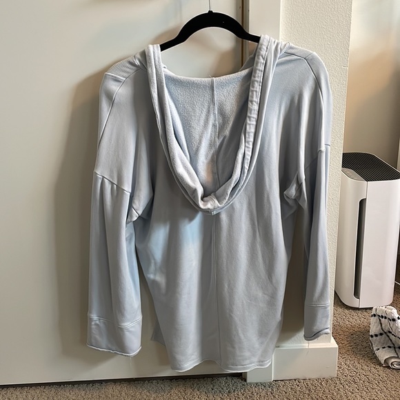 Nike long sleeve top, light blue, size M - Picture 3 of 3